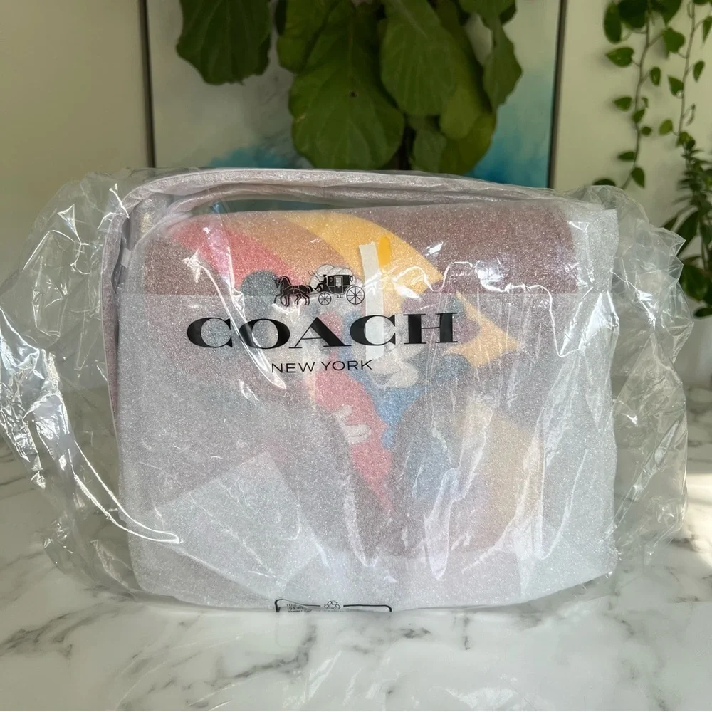NWT  Disney X Coach Courier Bag With Mickey Mouse And Minnie Mouse CQ801 - Picture 6 of 11